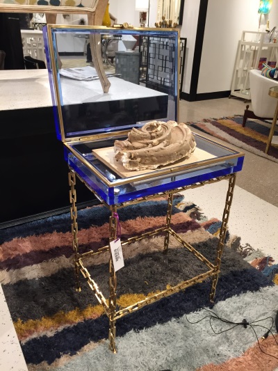 blue box table